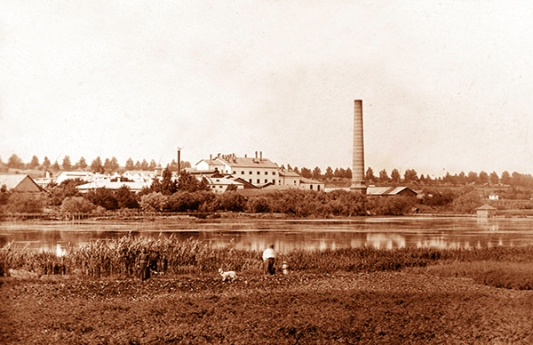 Фото цукрового заводу із архіву